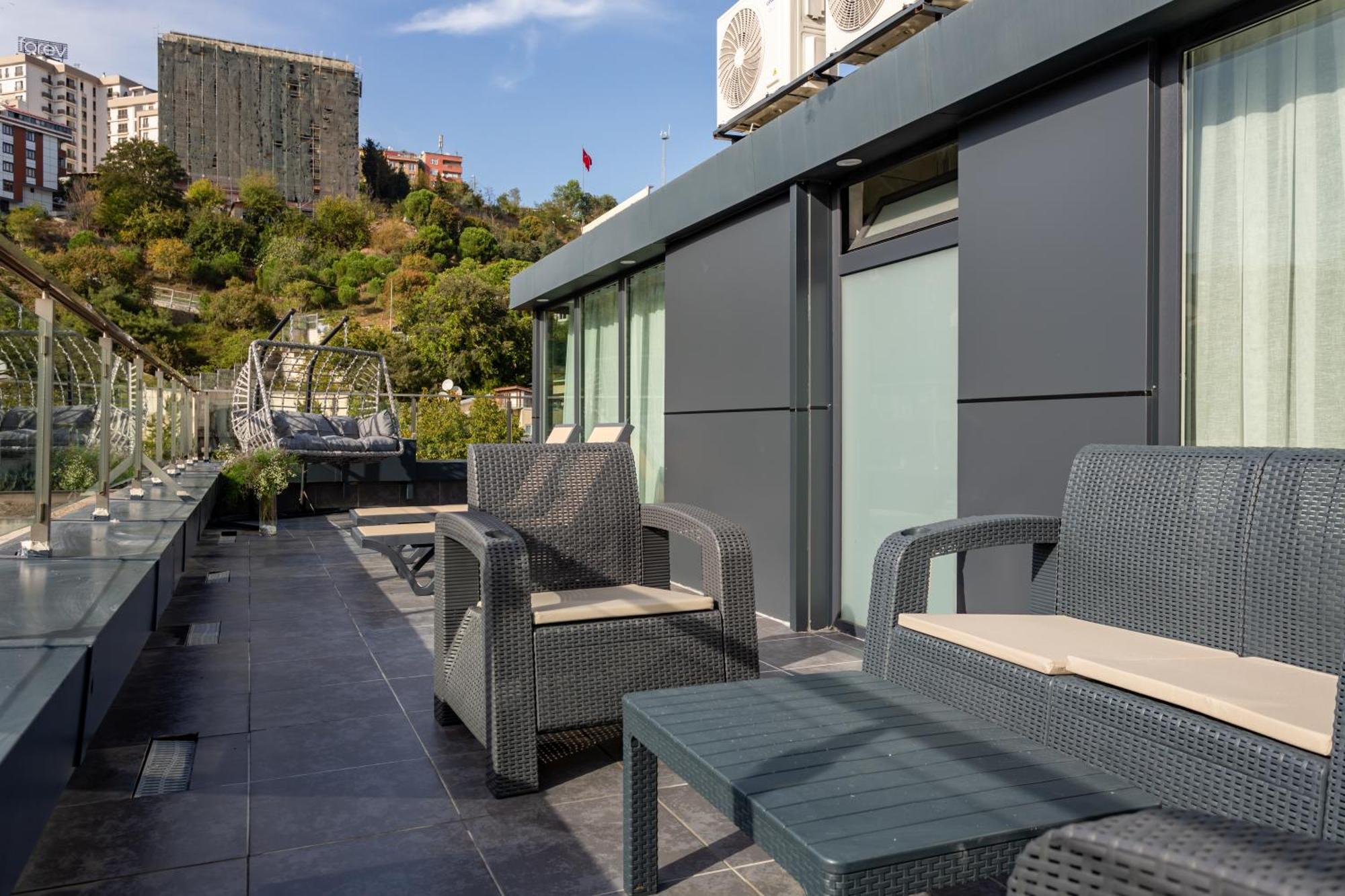 Atm Suit Otel Istanbul Exterior foto
